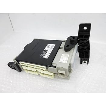 AZK10SAI用 H23年 SAI DAA-AZK10 (11) ヒューズボックス エンジンルーム